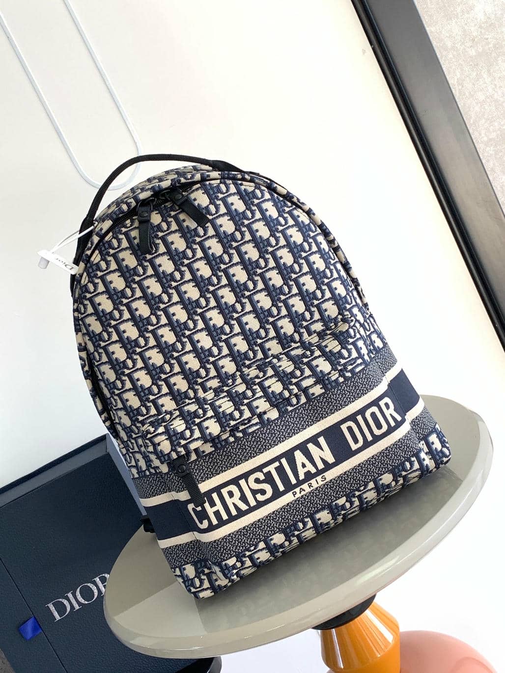 00128 Dior Man Bag